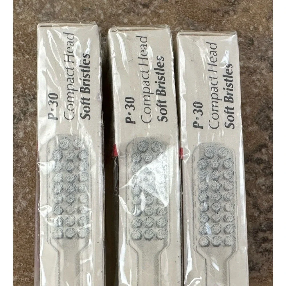 Vintage 1989 Oral B Toothbrushes Adult Ultra P-30 Soft Bristles Lots Of 3